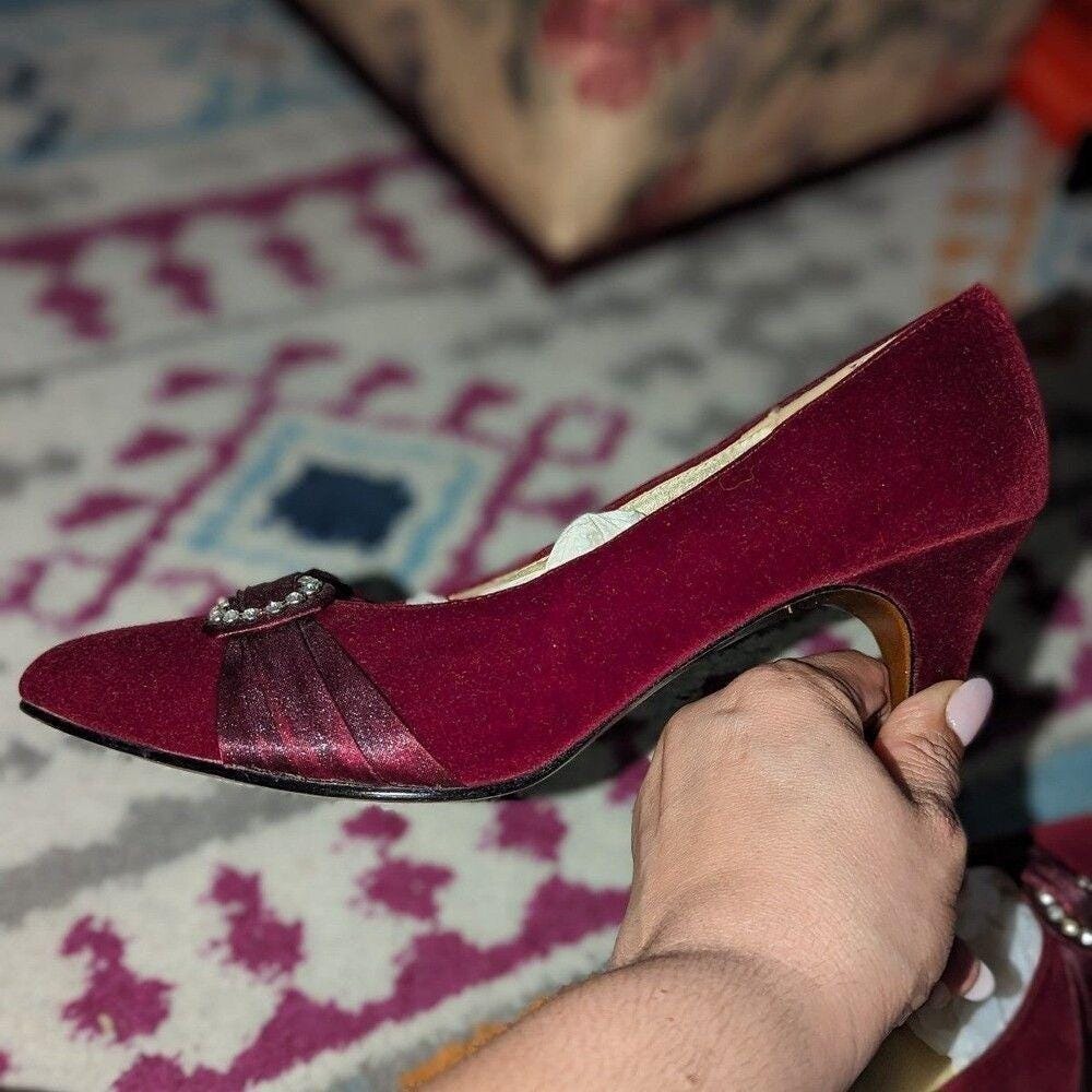 Vintage Coquette Burgundy Velvet Rhinestone Kitten Heels Premier Collections 7.5 - Picture 5 of 6